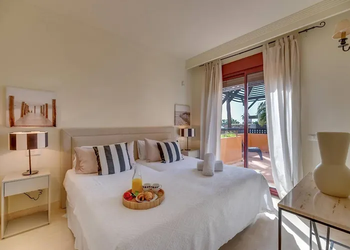 Penthouse In Marbella, Beachfront شقة ماربيا