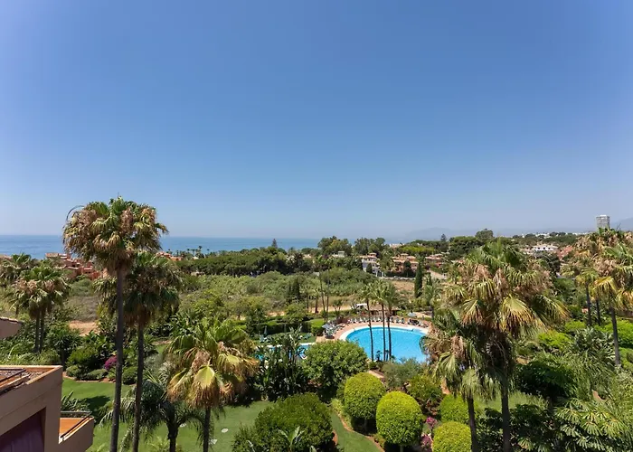 Penthouse In Marbella, Beachfront شقة ماربيا
