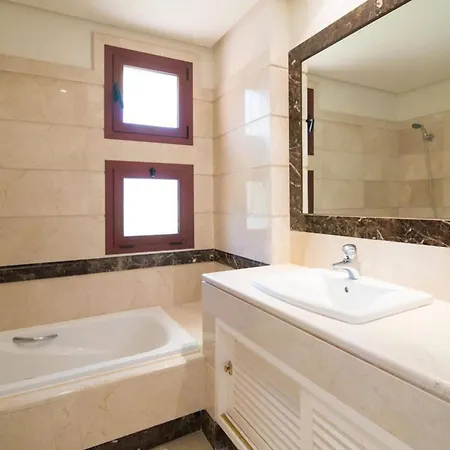 Apartment Penthouse In Marbella, Beachfront